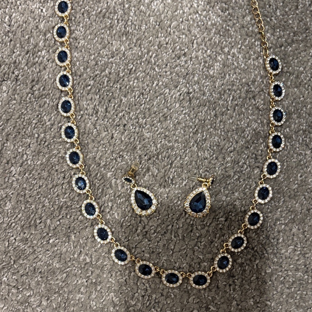 Elegant Gold and Blue Jewelry Set